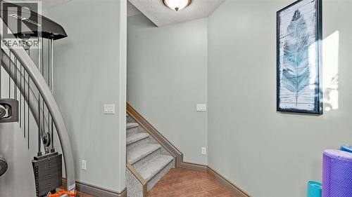 189 Rockyspring Terrace Nw, Calgary, AB - Indoor Photo Showing Other Room