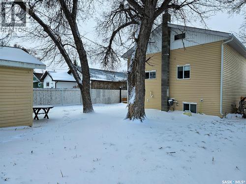 251 5Th Avenue Se, Swift Current, SK - Outdoor