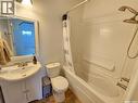 251 5Th Avenue Se, Swift Current, SK  - Indoor Photo Showing Bathroom 