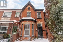 68 BROOKFIELD STREET  Toronto, ON M6J 3A9