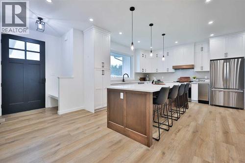 246 4A Street, Stirling, AB - Indoor Photo Showing Kitchen With Upgraded Kitchen
