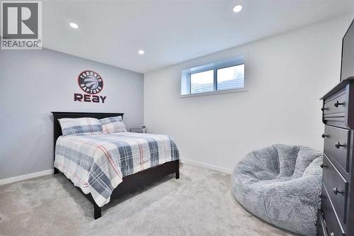 246 4A Street, Stirling, AB - Indoor Photo Showing Bedroom