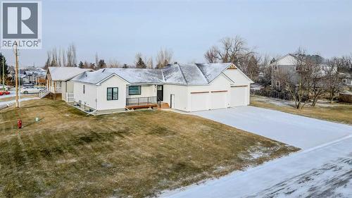 246 4A Street, Stirling, AB - Outdoor