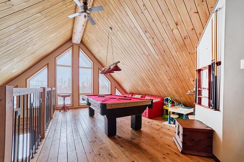 Mezzanine - 472 Ch. Champigny, Larouche, QC - Indoor Photo Showing Other Room