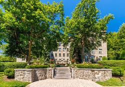 514-2333 Rue Sherbrooke O.  Montréal (Ville-Marie), QC H3H 2T6