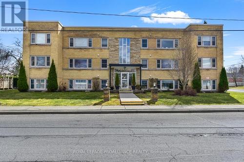 8 - 167 PEARL STREET E  Brockville, ON K6V 1R5