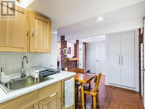 7497 Middleshire Drive, Mississauga, ON 