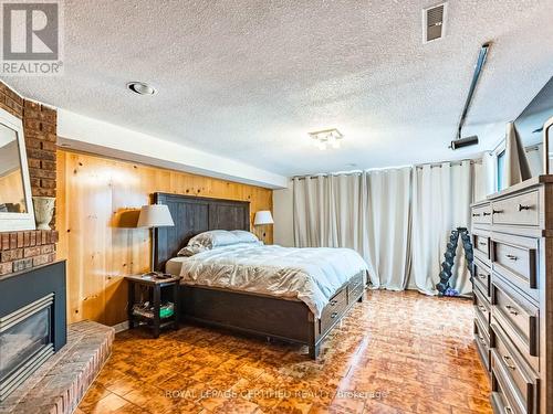 7497 Middleshire Drive, Mississauga, ON 