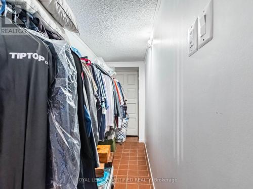 7497 Middleshire Drive, Mississauga, ON 