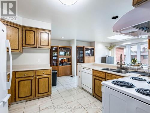 7497 Middleshire Drive, Mississauga, ON 