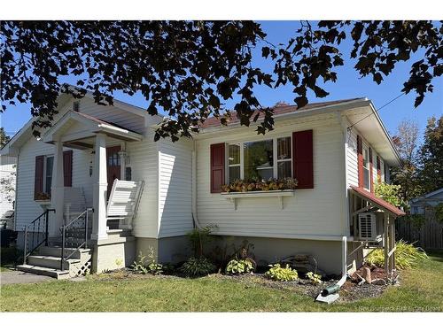 29 School St, Saint Stephen, NB 