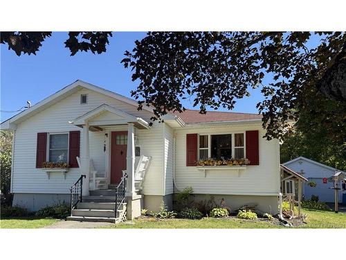 29 School St, Saint Stephen, NB 