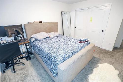 204 Grey Heron Dr, Winnipeg, MB 