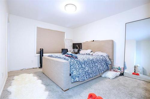 204 Grey Heron Dr, Winnipeg, MB 