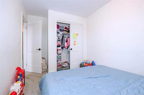 204 Grey Heron Dr, Winnipeg, MB 