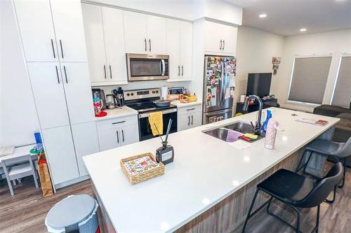 204 Grey Heron Dr, Winnipeg, MB 