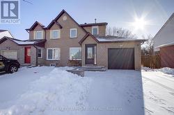 214 ROSS LANE  Oakville, ON L6H 5K5
