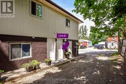 Unit B - 2 bedrooms - 