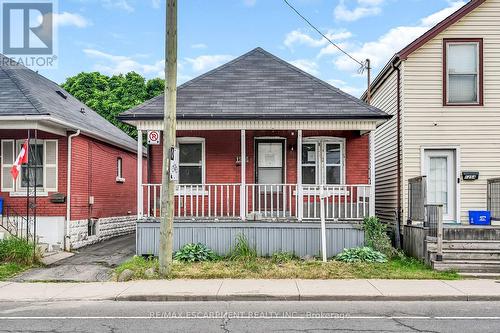 1256 CANNON STREET E  Hamilton, ON L8H 1V3