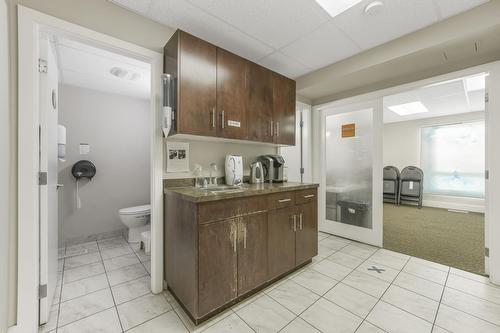 8711  82 Avenue Nw, Edmonton, AB 