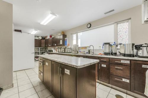 8711  82 Avenue Nw, Edmonton, AB 