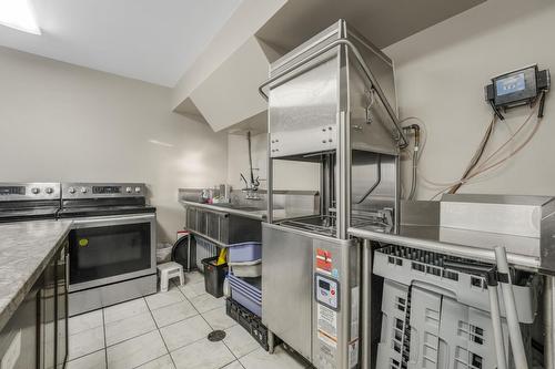 8711  82 Avenue Nw, Edmonton, AB 