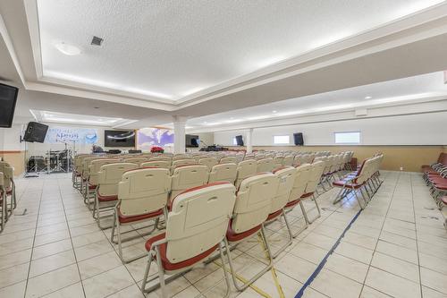 8711  82 Avenue Nw, Edmonton, AB 