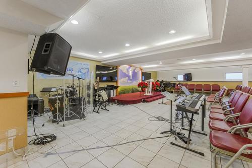 8711  82 Avenue Nw, Edmonton, AB 