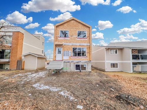 11939  101 Street, Edmonton, AB - Outdoor