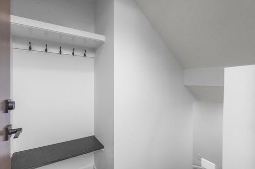 11939  101 Street, Edmonton, AB - Indoor