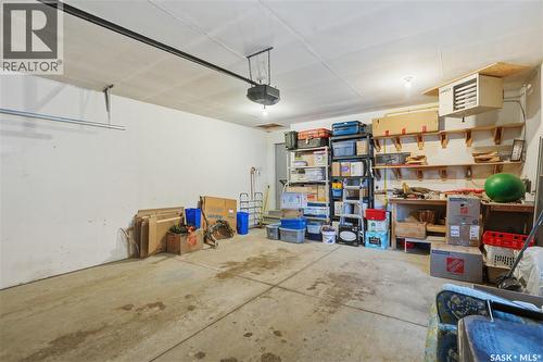 116 619 Heritage Lane, Saskatoon, SK - Indoor Photo Showing Garage