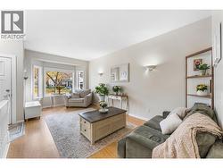 A beautiful & well kept home - 