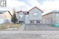 263 Upland Avenue  Brooks, AB T1R 1N1