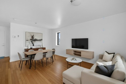 Living Room - 92-3465 Ch. De La Côte-Des-Neiges, Montréal (Ville-Marie), QC - Indoor