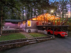 665 Latoria Rd  Colwood, BC V9C 3A3