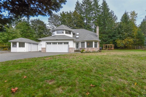 8868 Erickson Pl, Black Creek, BC 