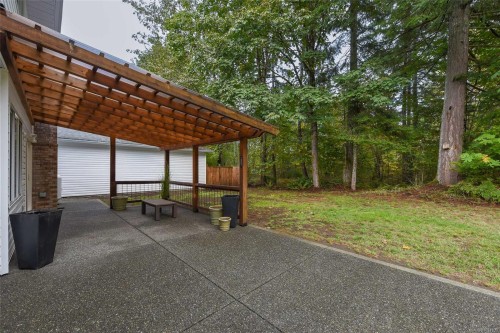 8868 Erickson Pl, Black Creek, BC 