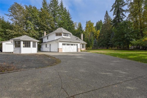 8868 Erickson Pl, Black Creek, BC 
