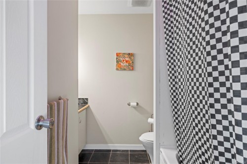 17-25 Pryde Ave, Nanaimo, BC 