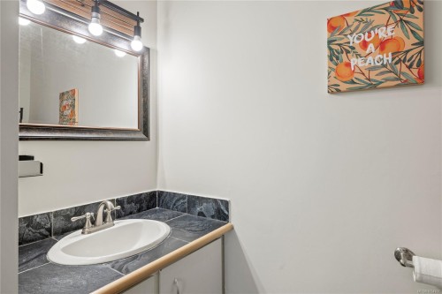 17-25 Pryde Ave, Nanaimo, BC 