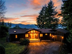 141 Murrelet Pl  Salt Spring, BC V8K 1G9