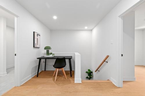 Bureau - Allée Du Boisé, Prévost, QC - Indoor