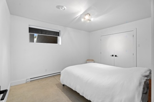 Chambre à coucher - 401 Rue Des Eaux-Vives, Saint-Jérôme, QC - Indoor Photo Showing Bedroom