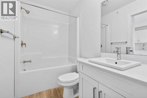 411, 40 Sage Hill Walk Nw, Calgary, AB - Indoor Photo Showing Bathroom