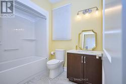 4pc Ensuite Bathroom - 