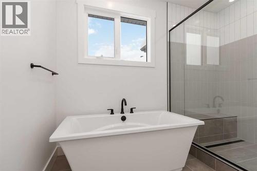 120 Beaconview Place, Fort Mcmurray, AB - Indoor Photo Showing Bathroom