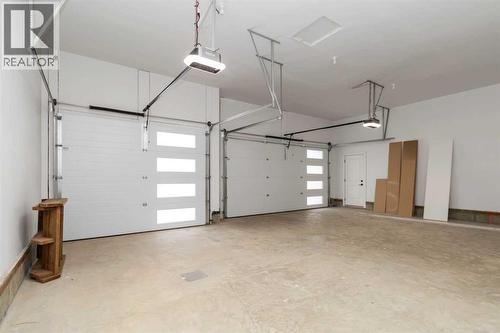 120 Beaconview Place, Fort Mcmurray, AB - Indoor Photo Showing Garage