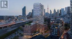 428 - 33 PARLIAMENT STREET  Toronto, ON M5A 2Y2