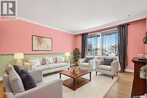 1156 Duffield Crescent, Moose Jaw, SK - Indoor Photo Showing Living Room