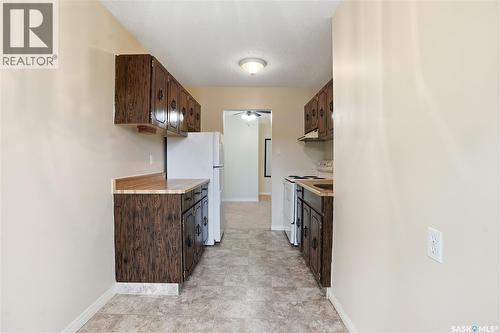 206 34 Nollet Avenue, Regina, SK - Indoor Photo Showing Kitchen